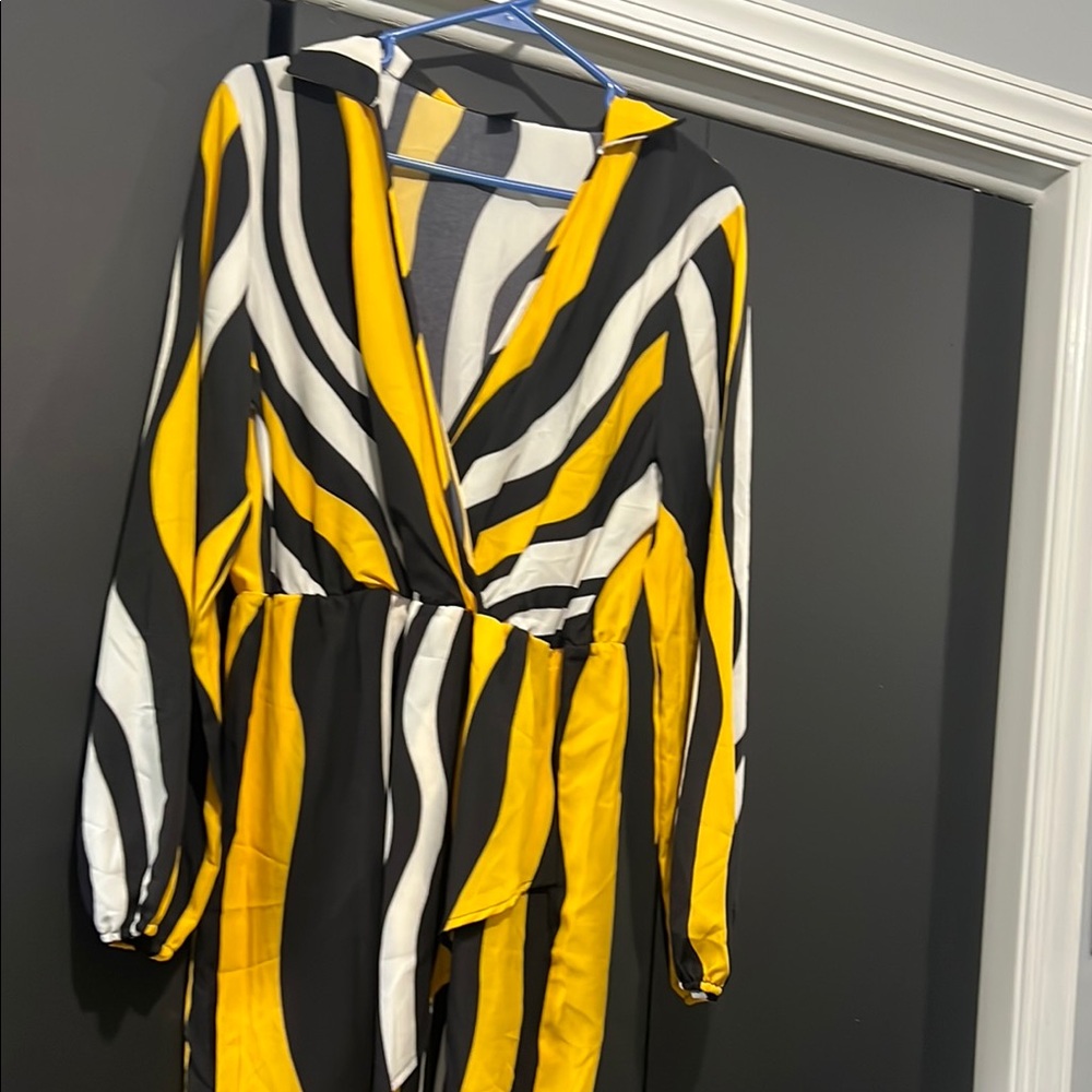 SHEIN Yellow and Black Wrap Dress with Bishop Sleeves